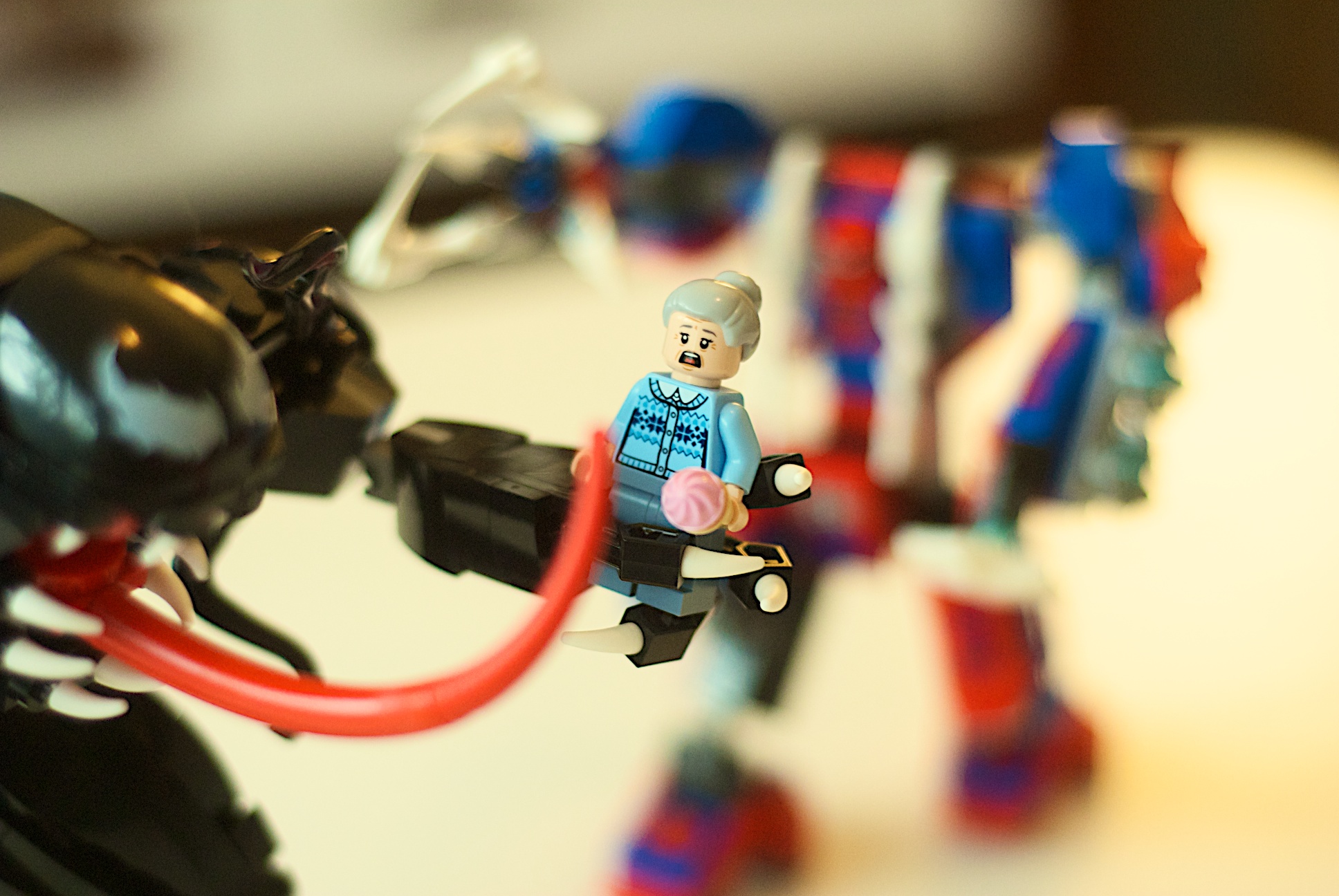 lego 76115 spiderman