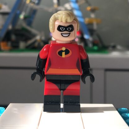 LEGO Mr Incredible Minifigure