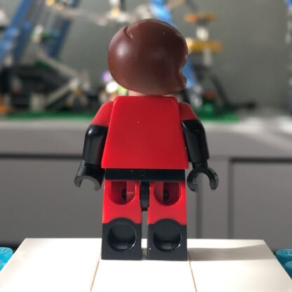 LEGO Mrs. Incredible Elastigirl Minifigure - Image 4