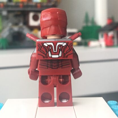 LEGO Silver Centurion Iron Man - Image 6