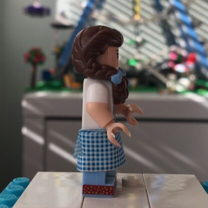 The LEGO Movie 2 Dorothy Minifigure - Image 3