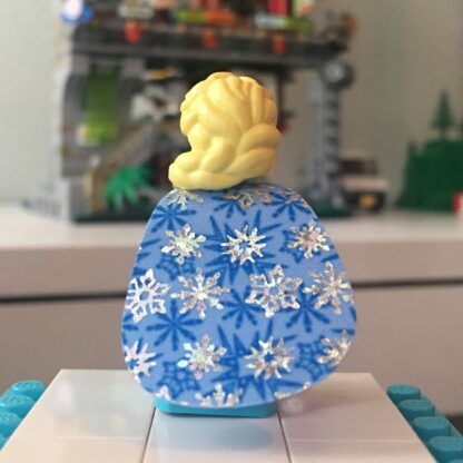 LEGO Disney Series 2 Elsa Minifigure - Image 4