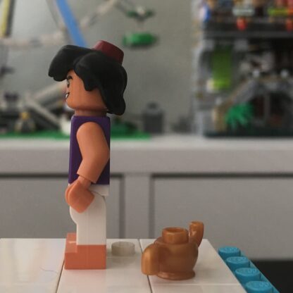 LEGO Disney Series 1 Aladdin Minifigure - Image 2