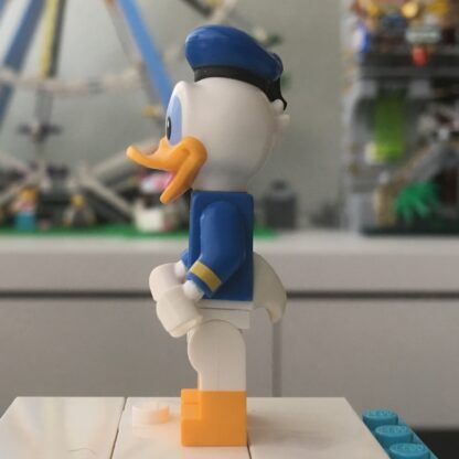 LEGO Disney Series 1 Donald Duck Minifigure - Image 2