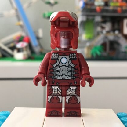 LEGO Iron Man MK V Minifigure - Image 5