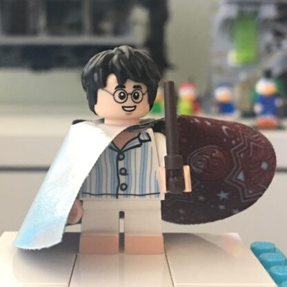 LEGO Harry Potter in Invisibility Cloak Minifigure