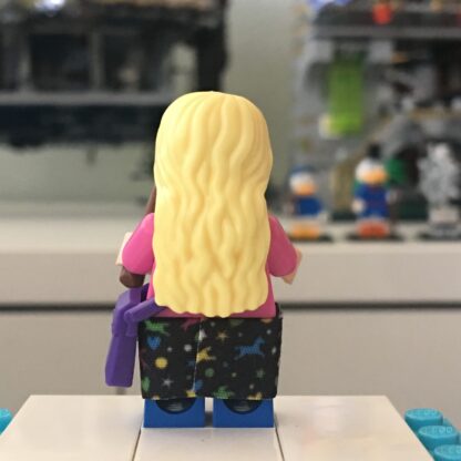 LEGO Luna Lovegood Minifigure - Image 4