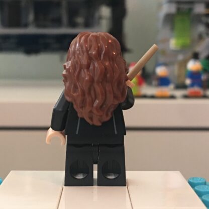 LEGO Hermione Granger in School Robes Minifigure - Image 2