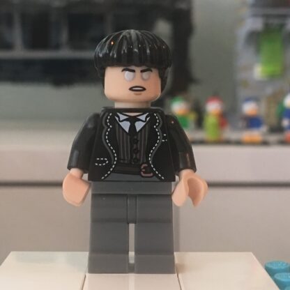 LEGO Credence Barebone Minifigure - Image 5