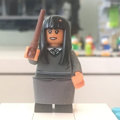 LEGO Cho Chang Minifigure - Image 4