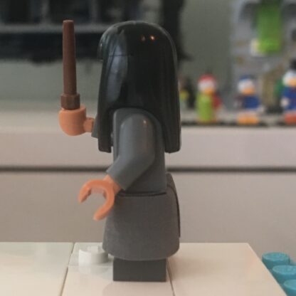 LEGO Cho Chang Minifigure - Image 3