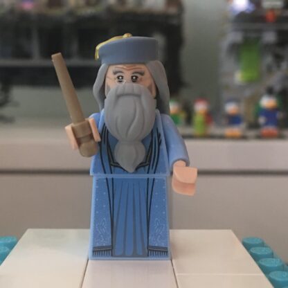 LEGO Albus Dumbledore Minifigure - Image 5