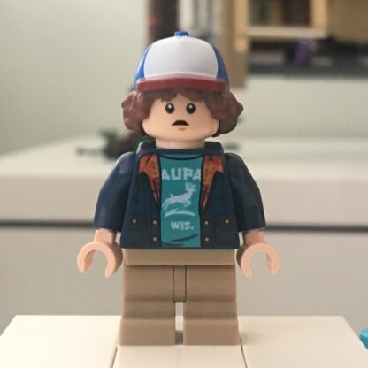 LEGO Dustin Henderson Minifigure - Image 3