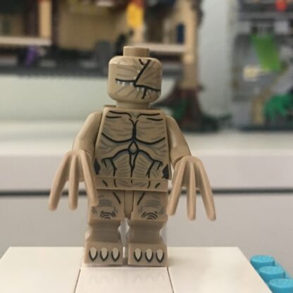 LEGO Demogorgon Minifigure - Image 3