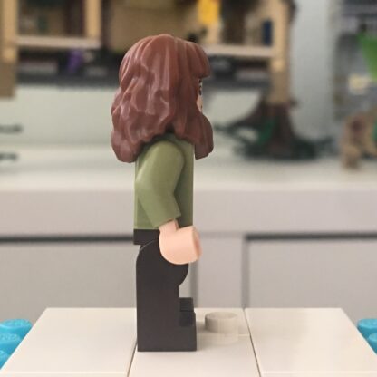 LEGO Joyce Byers Minifigure - Image 2