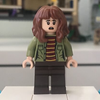 LEGO Joyce Byers Minifigure - Image 4