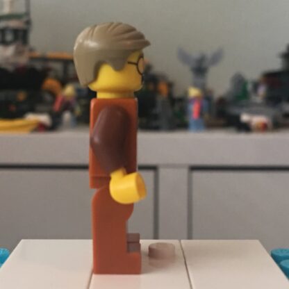 LEGO Mr Clarke Minifigure - Image 2