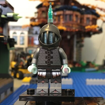 LEGO 71025 CMF Series 19 Fright Knight Minifigure - Image 2