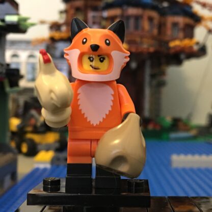 LEGO 71025 CMF Series 19 Fox Girl Minifigure - Image 3