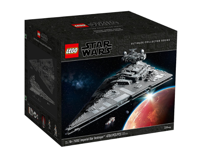 Front of Box photo of the LEGO 75252 Star Wars UCS Imperial Star Destroyer: the Devastator