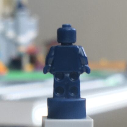 LEGO Trophy or nanofigure - monochrome Dark Blue - Image 3