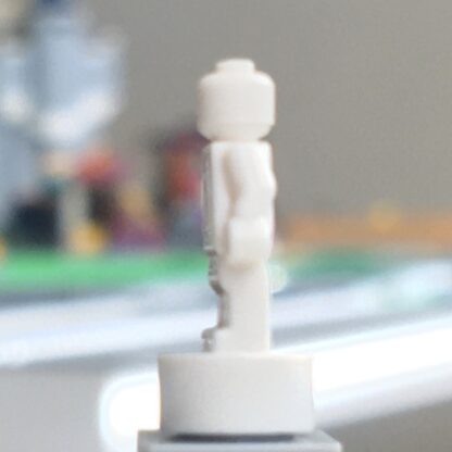 LEGO Trophy or nanofigure - monochrome White - Image 3