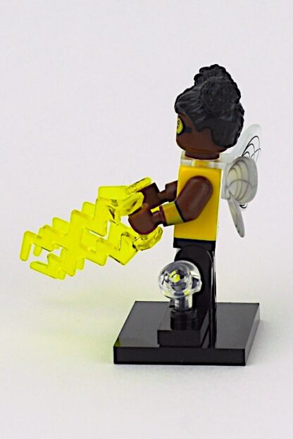 LEGO 71026 Bee Queen DC Minifigure - Image 6