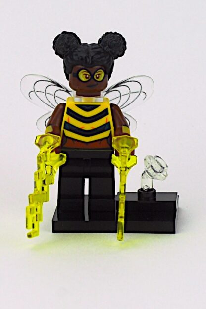 LEGO 71026 Bee Queen DC Minifigure - Image 2