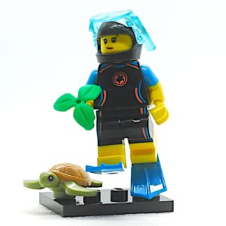 LEGO 71027 CMF 20 Female Diver 1