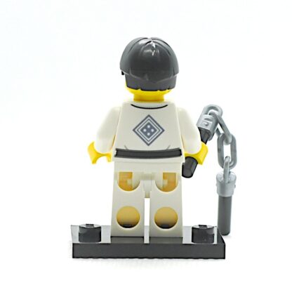 LEGO 71027 CMF 20 Karate Guy - Image 4