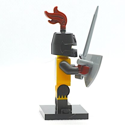 LEGO 71027 CMF 20 Knight Minifigure - Image 2