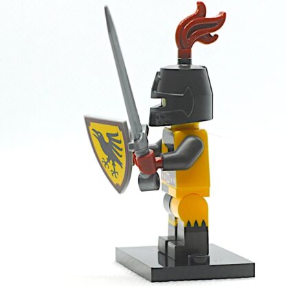 LEGO 71027 CMF 20 Knight Minifigure - Image 4