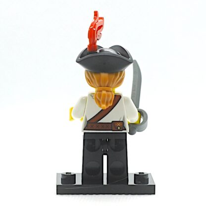 LEGO 71027 CMF 20 Pirate Girl - Image 2