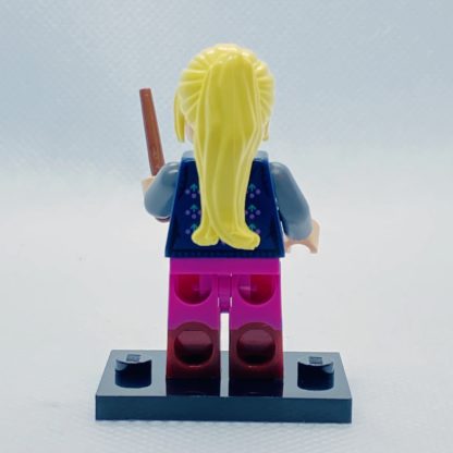 LEGO 71028 Harry Potter Series 2 Minifigures - Luna Lovegood - Image 4