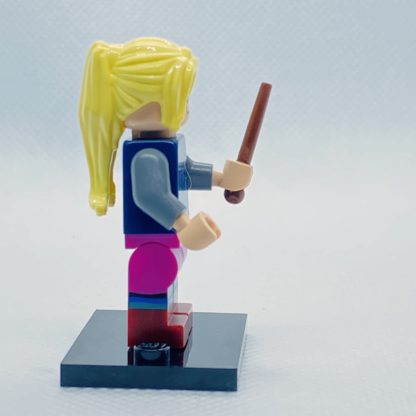 LEGO 71028 Harry Potter Series 2 Minifigures - Luna Lovegood - Image 5