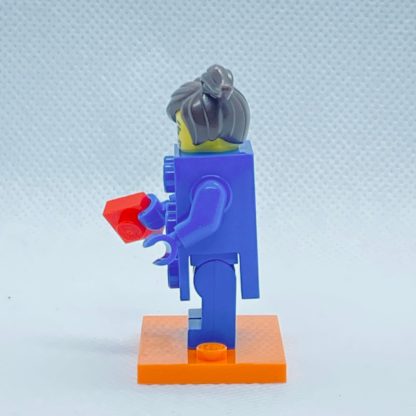 LEGO 71021 CMF Series 18 Minifigures Blue Brick Suit Girl - Image 2