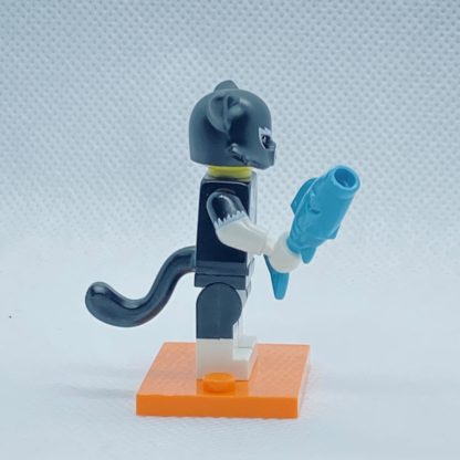 LEGO 71021 CMF Series 18 Minifigures Cat Costume Girl - Image 4