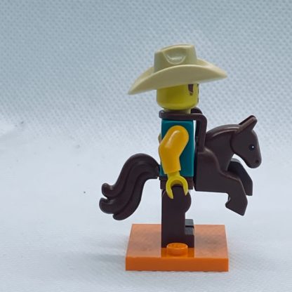 LEGO 71021 CMF Series 18 Minifigures Cowboy Costume Guy - Image 4