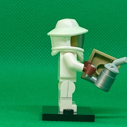 LEGO 71029 CMF Series 21 Minifigures Beekeeper - Image 2