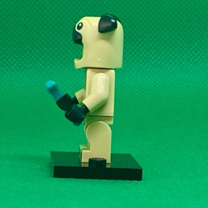 LEGO 71029 CMF Series 21 Minifigures Pug Costume Guy - Image 5