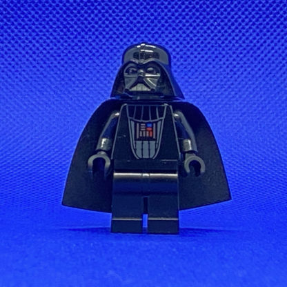 LEGO Darth Vader Minifigure (20th Anniversary Torso) - Image 2