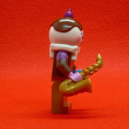 LEGO Vidiyo Minifigure - Ice Cream Saxophonist Bandmates - Image 4