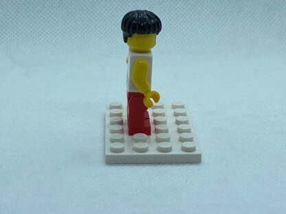 LEGO Minifigure Dragon Boat Race Team Red/White Member 3 - Image 4