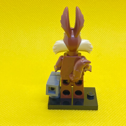 LEGO Looney Tunes Minifigure - Wile E. Coyote - Image 3