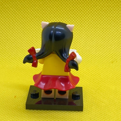 LEGO Looney Tunes Minifigure - Petunia Pig - Image 3