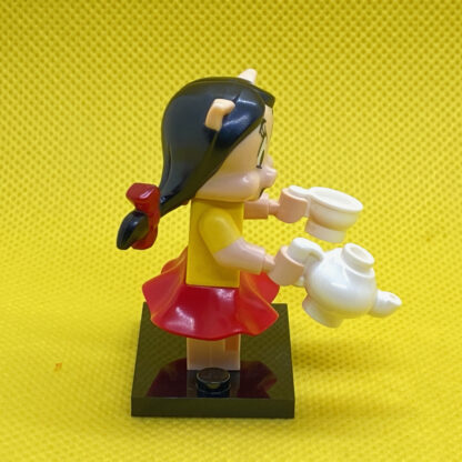 LEGO Looney Tunes Minifigure - Petunia Pig - Image 2