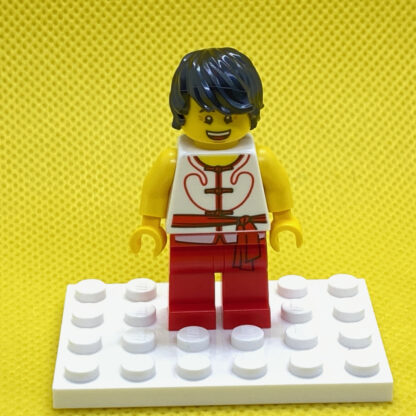 LEGO Minifigure Dragon Boat Race Team Red/White Member 2 - Image 2