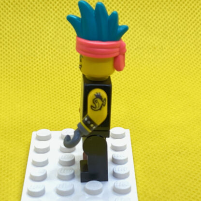 LEGO Vidiyo BeatBox Minifigure Punk Pirate - Image 2