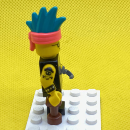 LEGO Vidiyo BeatBox Minifigure Punk Pirate - Image 3