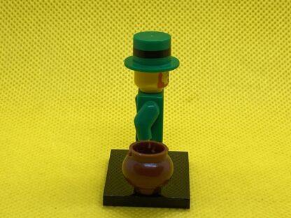 LEGO Leprechaun Minifigure - Image 2